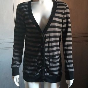 Striped cardigan with pockets